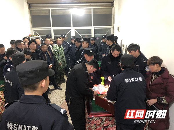 衡南警方捣毁一处聚众赌博窝点 9名涉赌人员被拘