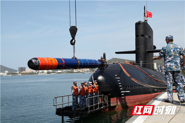 人民海军70年丨"老大"潜艇部队风采