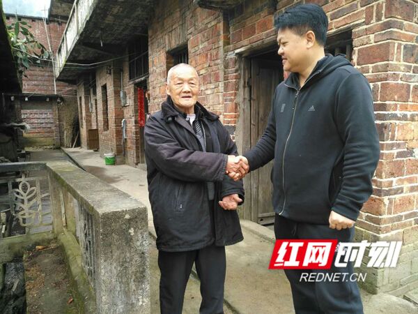 富村大业"后脱贫时代"湘粤边界村的产业实践报告