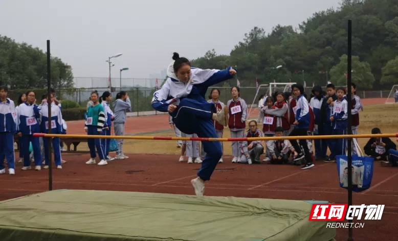 淞南中学2019年秋季运动会顺利召开