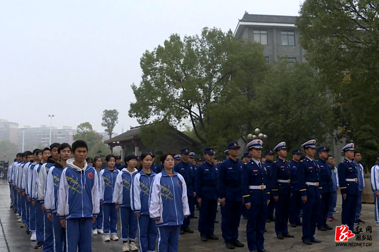 月29日,全省消防救援队伍思想政治教育基地在湘乡市东山学校挂牌成立