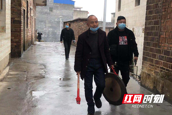 正文红网时刻郴州1月28日讯(通讯员 曹建龙)1月27日,临武县麦市镇逢圩