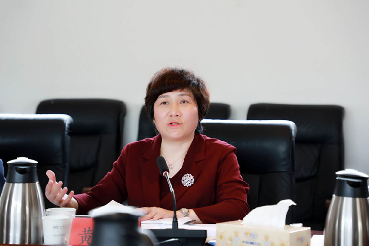 资兴市召开各界青年代表座谈会