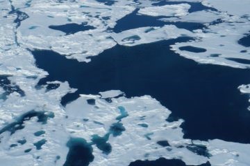 北极海冰或在15年后消失?英国借助13万年前数据提出预测