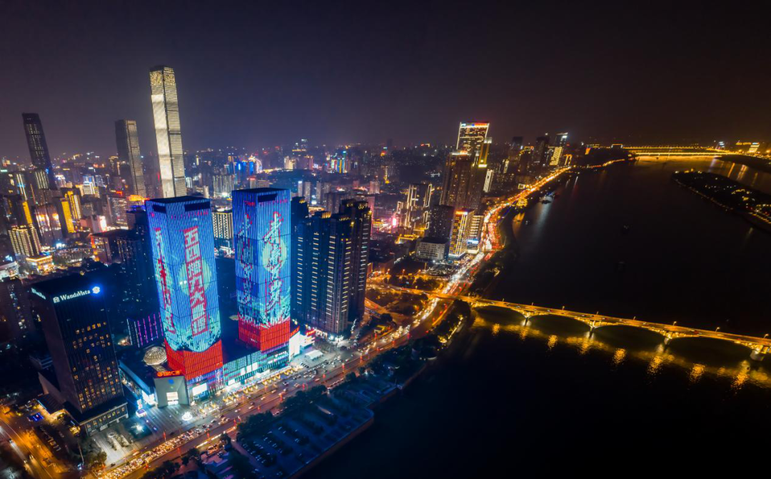深圳,杭州,长沙,成都等在内的全国11个城市最核心商圈客流量,长沙五一