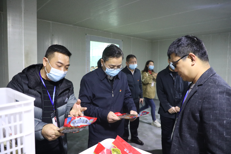 杨理诚立足优势抢抓机遇打造东江鱼百亿产业