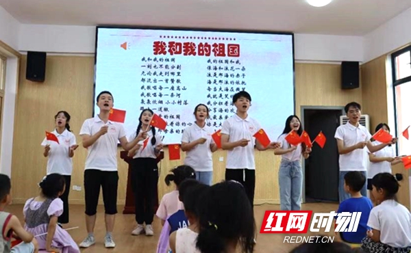 湖南第一师范学院学子“三下乡”宣讲红色故事