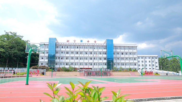 资兴:攻坚拔寨建设百姓满意的全面小康_资兴要闻_资兴