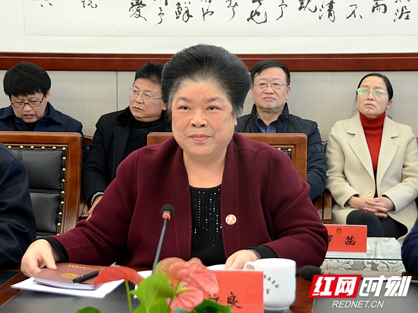 时政湘潭 正文1月4日,湘潭市委副书记,市长张迎春率队前往市政协机关