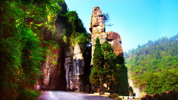  土司佛园—不二门