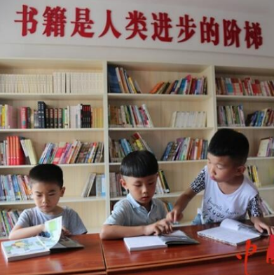 桃江开展一纸一衣献爱心活动