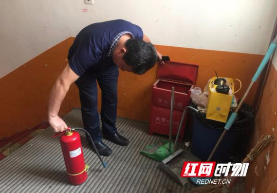 地毯式排查 街道全力确保教育机构安全经营