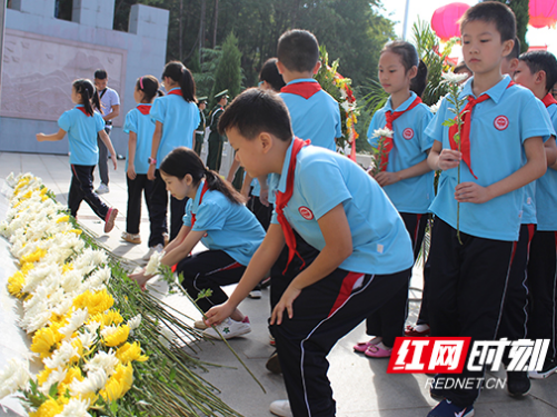 缅怀革命先烈  祁东县举行烈士纪念日公祭活动