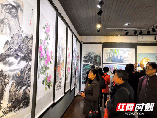 庆祝改革开放40年楚天画院画展开展 将持续至10月24日