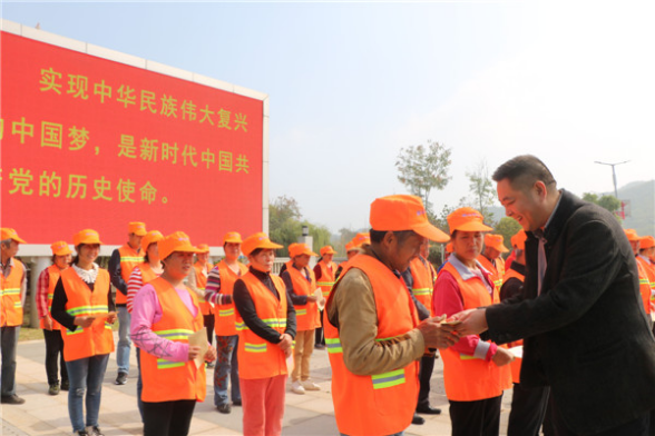 您好，绿心美容师！
