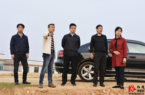 白云峰巡河督查涟水雨湖段河道"清四乱"工作_雨湖要闻_雨湖区站