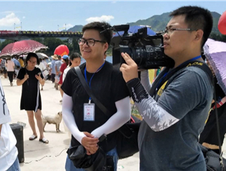 庆祝第19个中国记者节：我们永远在路上