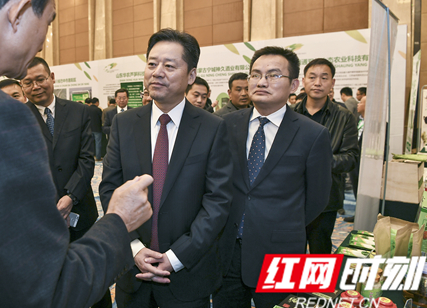 虢正贵会见参加首届芦笋大健康亚洲论坛专家学者代表