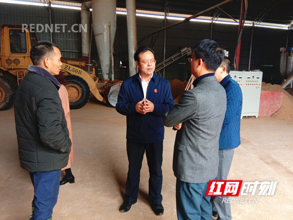 高守凯现场督办中央环保督查组反馈的问题_副本.jpg