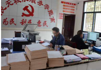帮扶轶事︱市委组织部驻沙坪村扶贫工作队：把温暖送到贫困群众心坎上