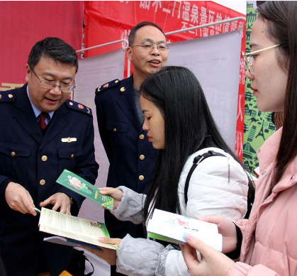 湘西州消委维权“零距离” 打造阳光放心购车环境