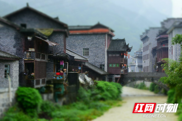 【少数民族特色村镇】吕洞山镇:“吕洞圣山 苗族根祖”