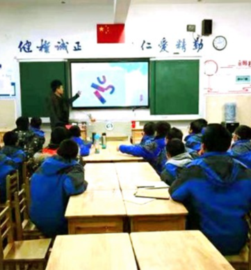 湖南师大思沁新化实验学校劳技课程精彩纷呈