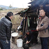 娄底二中开展脱贫攻坚“大走访”活动