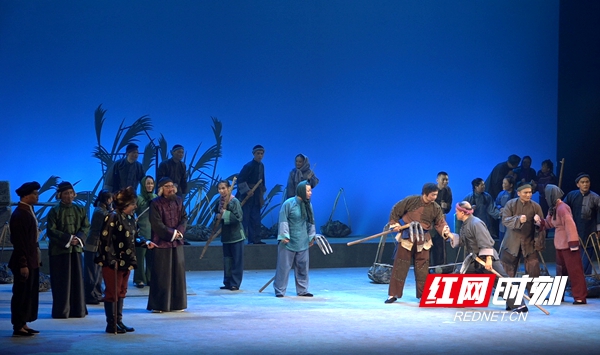 14085112begm.JPG