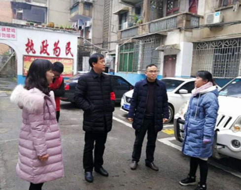 【创建全国文明城市】陈小飞到红旗路街道指导创文工作
