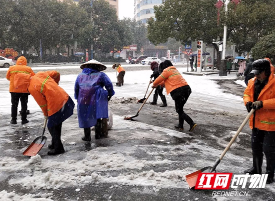 组图|迎战冰雪 邵阳在行动