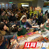 迎战风雪天长沙各超市保供应 备货充足价格小幅上涨