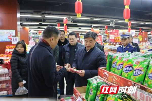 道县:李天明检查“两节”“两会”期间食品安全