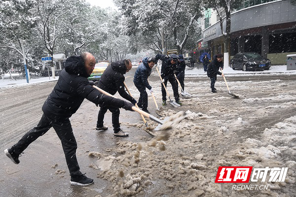 【岳阳】平江县税务局积极应对低温雨雪冰冻天