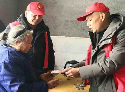 因为有您，我不冷！｜桥江镇章池村：寒冬送温暖 真情暖人心