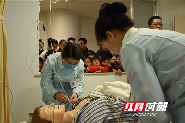 公益小天使急自救体验营活动在怀化红雅医院举行
