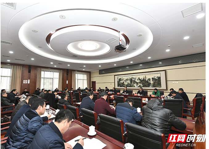 虢正贵主持召开市委议军会议