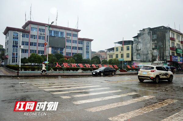 江华涛圩镇获“全国民族团结进步创建示范单位”殊荣