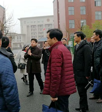 新化县组织中心学校校长到江西弋阳交流培训