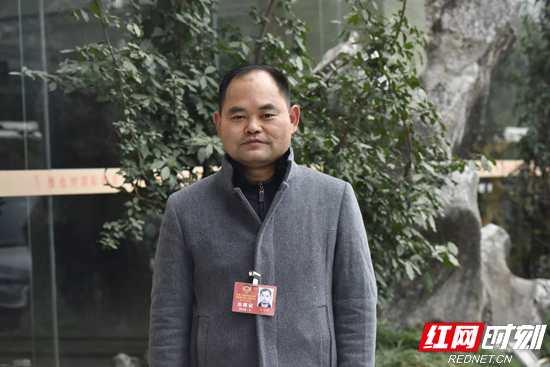 没解决问题不撒手 ——访市政协委员王远刚