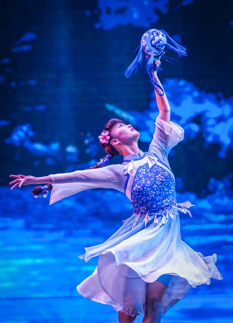 边城·翠翠 (2).jpg 边城·翠翠 (2).jpg