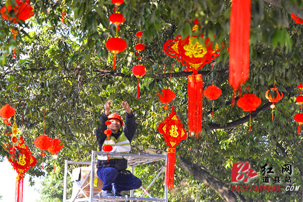 好嗨哟出太阳啦！道县市民尽情享受冬日暖阳