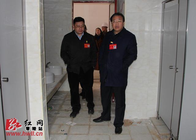 盘志元调研城区学位建设工作