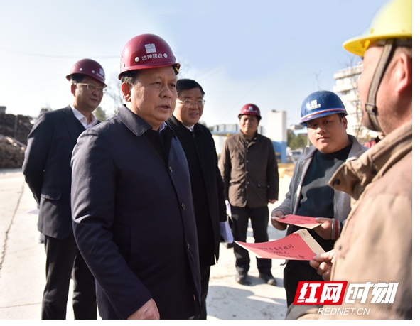 省人大常委会副主任、省总工会主席周农来张家界调研