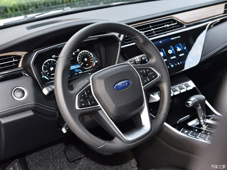 江铃福特 领界 2019款 EcoBoost 145 CVT 48V尊领型PLUS