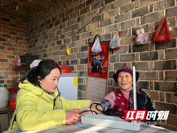 4.marked.jpg 4.marked.jpg