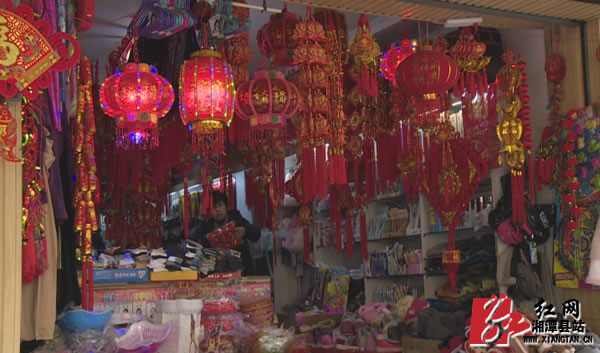 Still0129_00000.jpg Still0129_00000.jpg