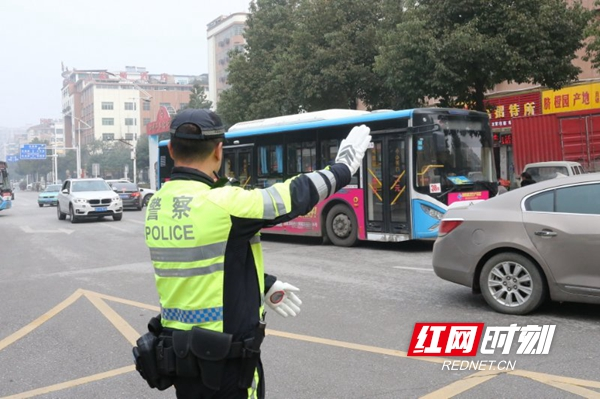 “你平安，我快乐！”邵阳交警真情告白暖人心