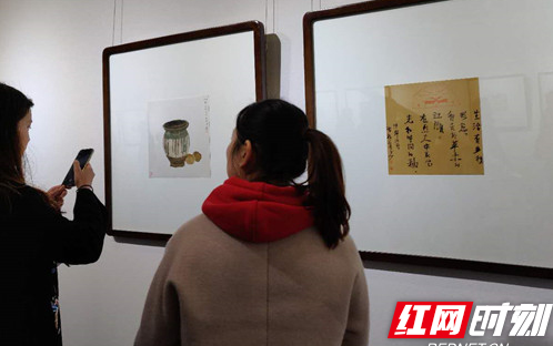 衡阳诗书画名家玩“合体” “风雅颂”诗书画年历展开展