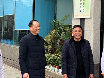 张家界市卫生健康委走访慰问卫生健康系统困难党员和值班人员